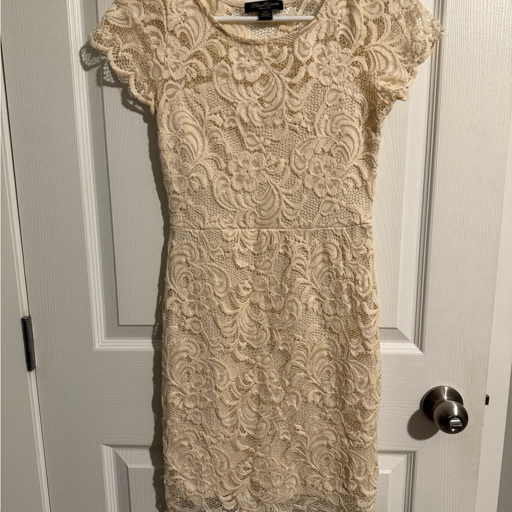 Elegant Cream Lace Dress
